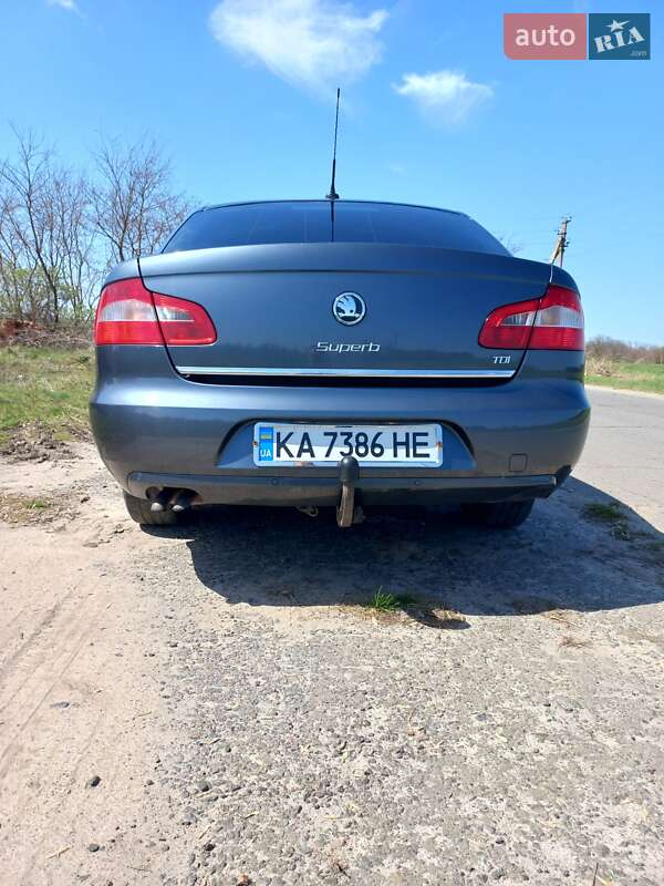 Лифтбек Skoda Superb 2008 в Звенигородке