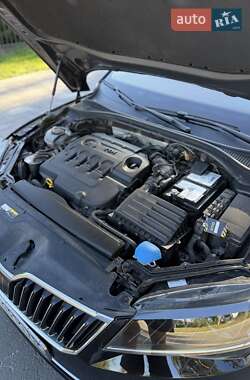Универсал Skoda Superb 2018 в 