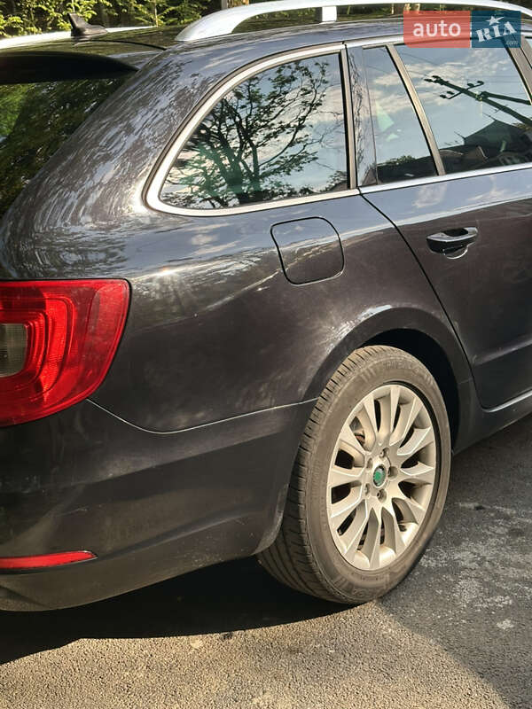 Універсал Skoda Superb 2012 в Ужгороді фото 25 Універсал Skoda Superb 2012 в Ужгороді