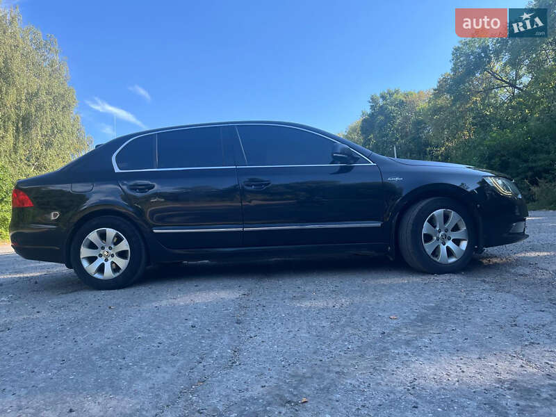 Лифтбек Skoda Superb 2014 в Хмельницком