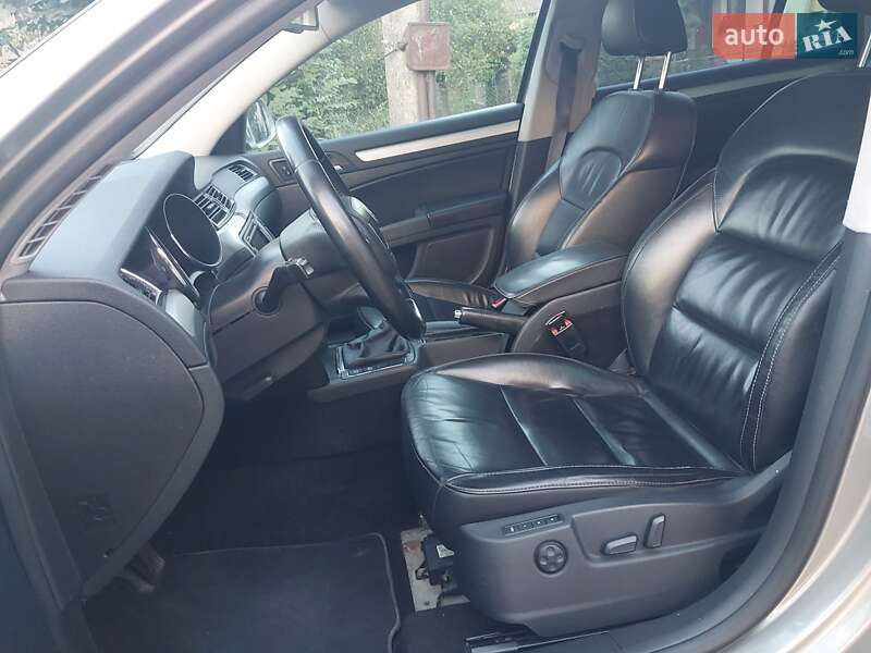 Skoda Superb 2012
