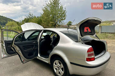 Лифтбек Skoda Superb 2007 в 