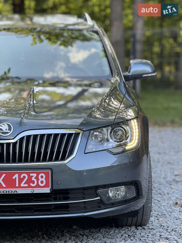 Универсал Skoda Superb 2013 в Радивилове