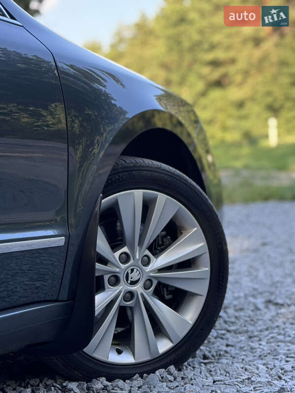 Универсал Skoda Superb 2013 в Радивилове