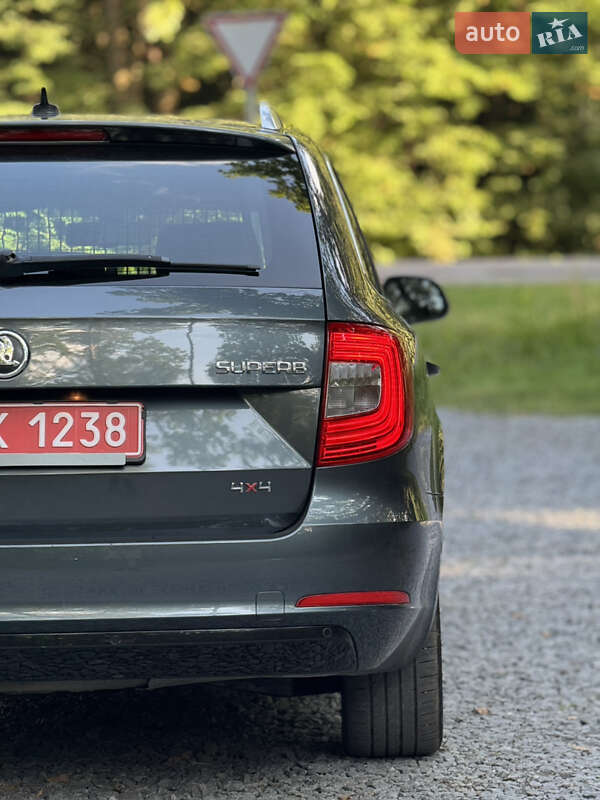Универсал Skoda Superb 2013 в Радивилове