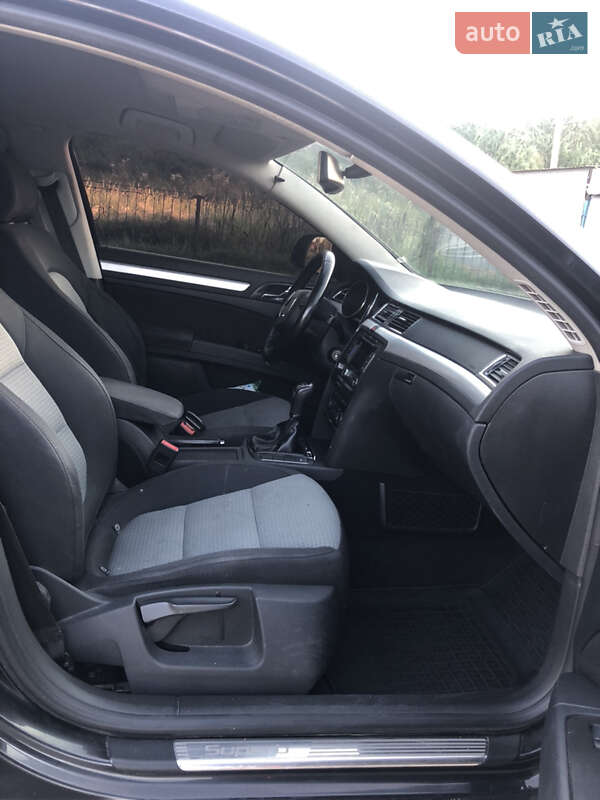Универсал Skoda Superb 2011 в Владимире