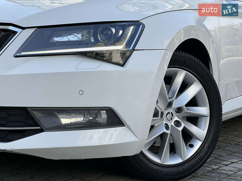 Универсал Skoda Superb 2018 в Ивано-Франковске