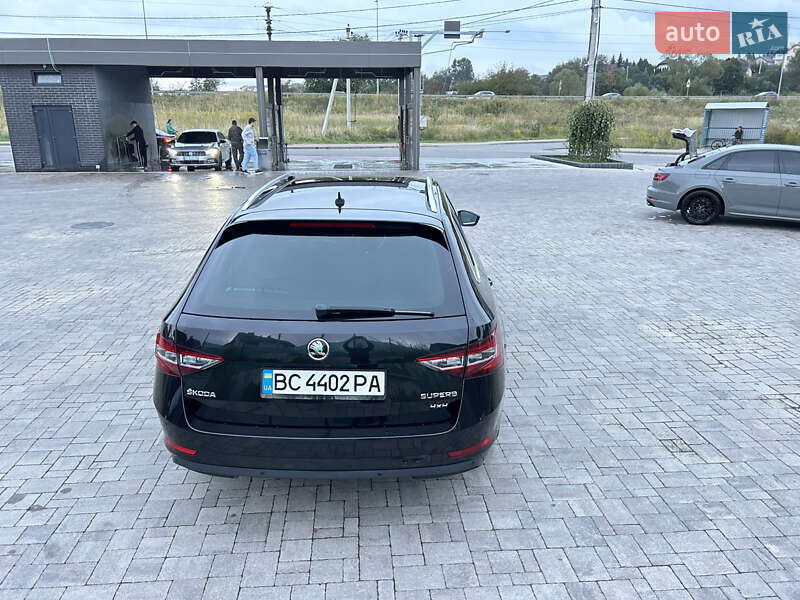 Универсал Skoda Superb 2016 в Львове