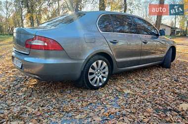 Лифтбек Skoda Superb 2009 в 