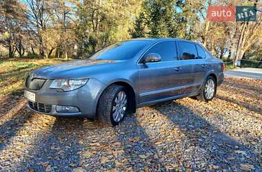Лифтбек Skoda Superb 2009 в 