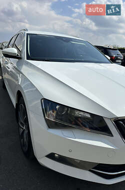 Універсал Skoda Superb 2017 в 