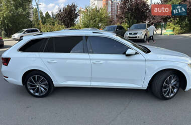 Універсал Skoda Superb 2017 в 