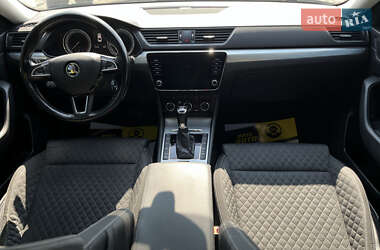 Лифтбек Skoda Superb 2020 в 