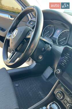Лифтбек Skoda Superb 2018 в 