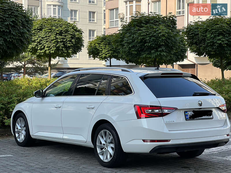 Универсал Skoda Superb 2018 в Ивано-Франковске