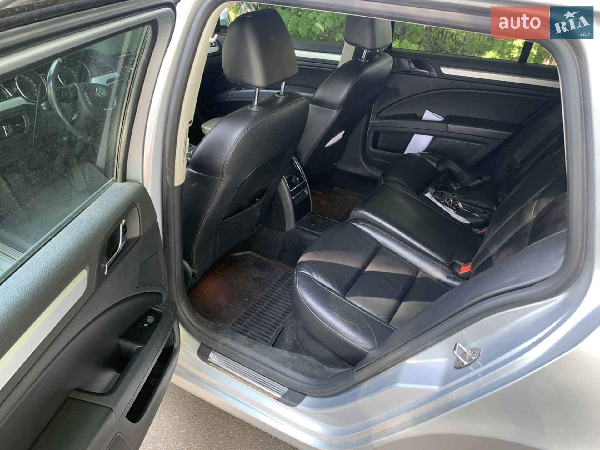 2011 Skoda Superb - мініатюра 19