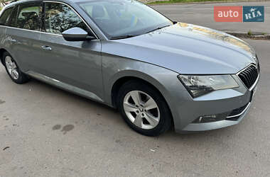 Универсал Skoda Superb 2016 в 
