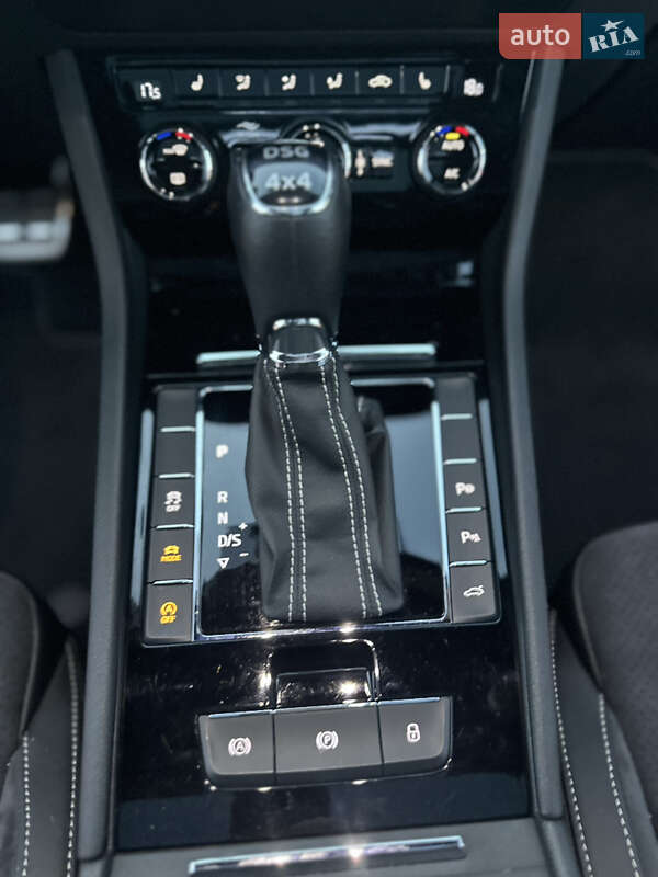 Универсал Skoda Superb 2018 в Киеве