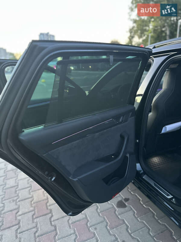 Универсал Skoda Superb 2018 в Киеве