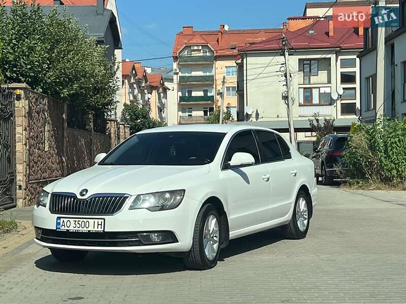 Skoda Superb 2013