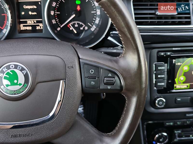 Універсал Skoda Superb 2012 в Луцьку фото 35 Універсал Skoda Superb 2012 в Луцьку
