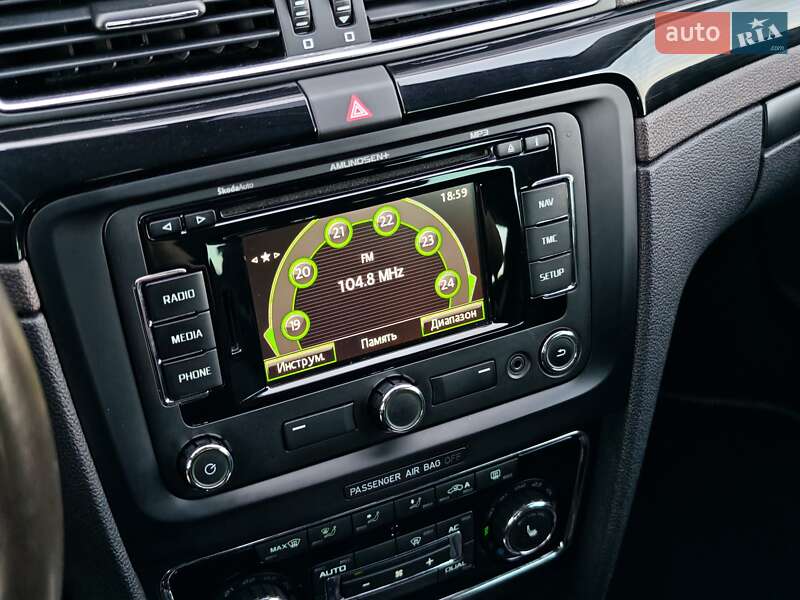 Універсал Skoda Superb 2012 в Луцьку фото 41 Універсал Skoda Superb 2012 в Луцьку