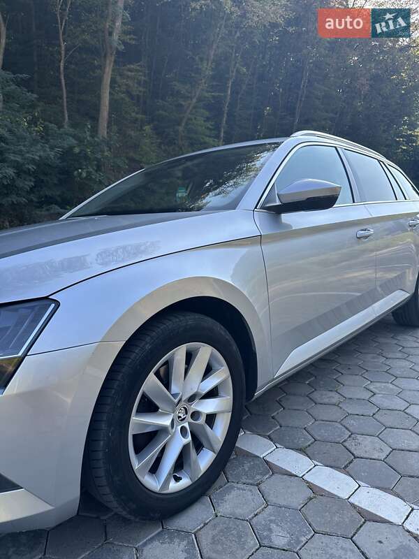Універсал Skoda Superb 2016 в Заліщиках