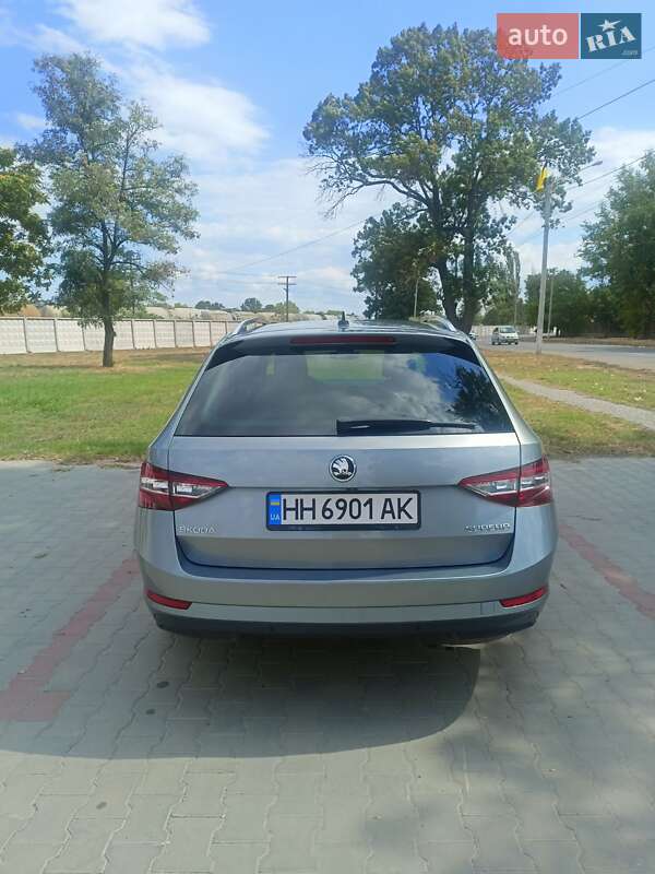 Универсал Skoda Superb 2017 в Измаиле