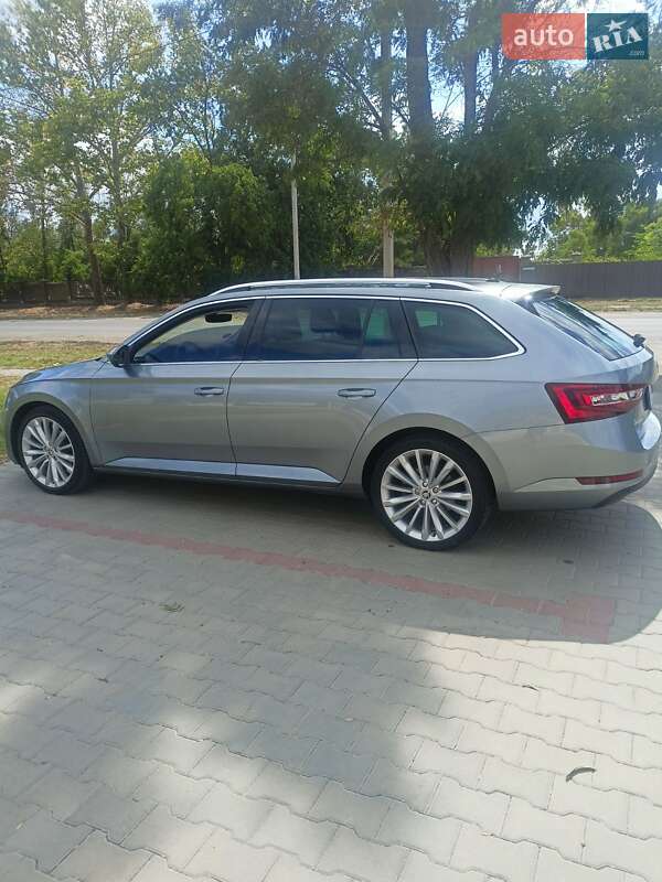 Универсал Skoda Superb 2017 в Измаиле