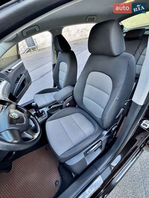 Лифтбек Skoda Superb 2012 в Киеве фото 36 Лифтбек Skoda Superb 2012 в Киеве