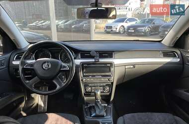 Лифтбек Skoda Superb 2014 в 