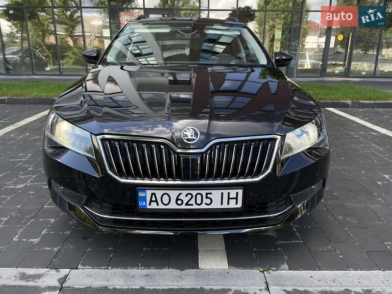 Универсал Skoda Superb 2017 в Сваляве