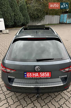 Универсал Skoda Superb 2019 в 