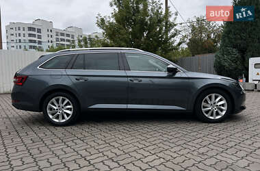 Универсал Skoda Superb 2019 в 