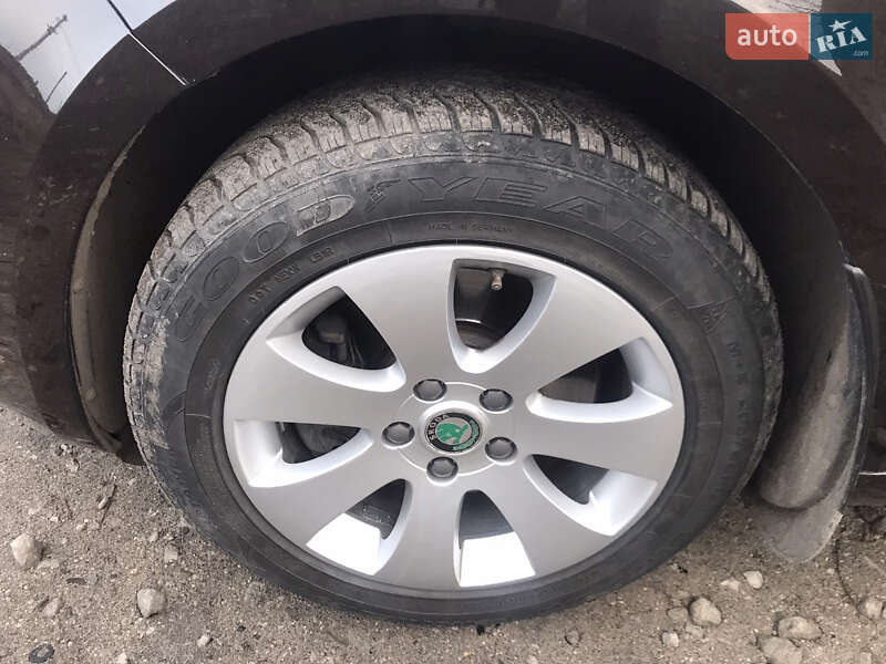 Лифтбек Skoda Superb 2012 в Павлограде фото 10 Лифтбек Skoda Superb 2012 в Павлограде