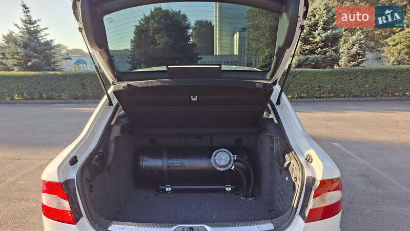 Лифтбек Skoda Superb 2012 в Каменском фото 11 Лифтбек Skoda Superb 2012 в Каменском