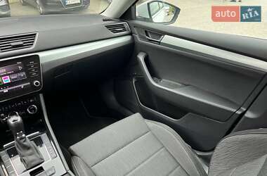 Универсал Skoda Superb 2018 в 