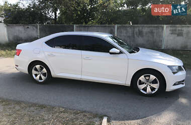 Лифтбек Skoda Superb 2017 в Мукачево