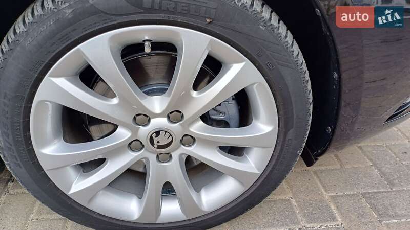 Универсал Skoda Superb 2014 в Луцке