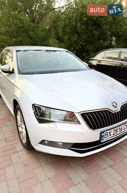 Лифтбек Skoda Superb 2018 в 