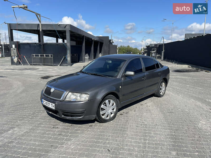 Skoda Superb 2005