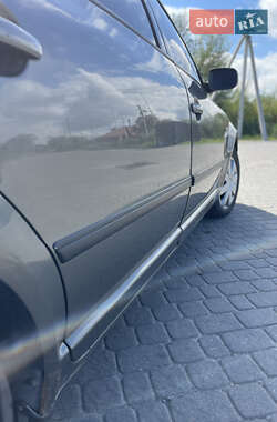 Лифтбек Skoda Superb 2005 в 