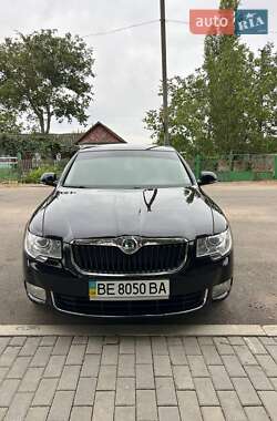 Лифтбек Skoda Superb 2011 в Николаеве