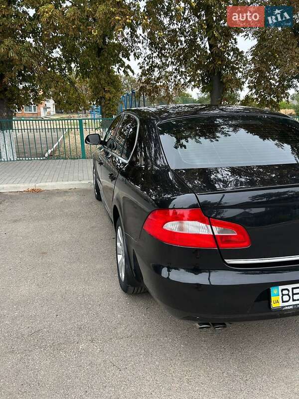 Лифтбек Skoda Superb 2011 в Николаеве