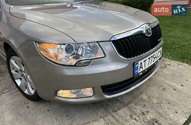 Универсал Skoda Superb 2012 в 