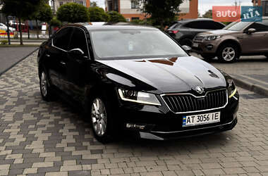 Лифтбек Skoda Superb 2016 в Ивано-Франковске