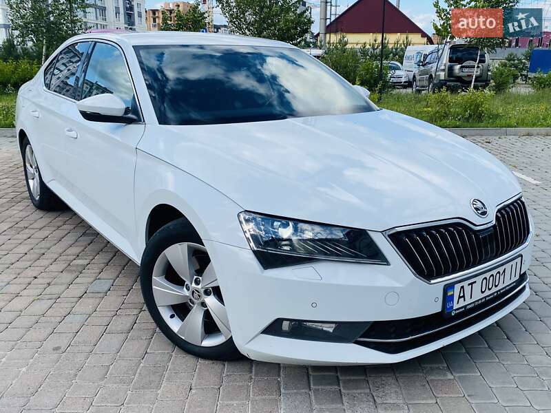Лифтбек Skoda Superb 2016 в Ивано-Франковске фото 3 Лифтбек Skoda Superb 2016 в Ивано-Франковске