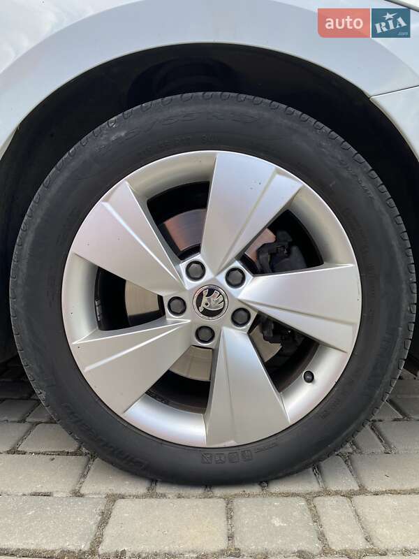 Лифтбек Skoda Superb 2016 в Ивано-Франковске фото 9 Лифтбек Skoda Superb 2016 в Ивано-Франковске