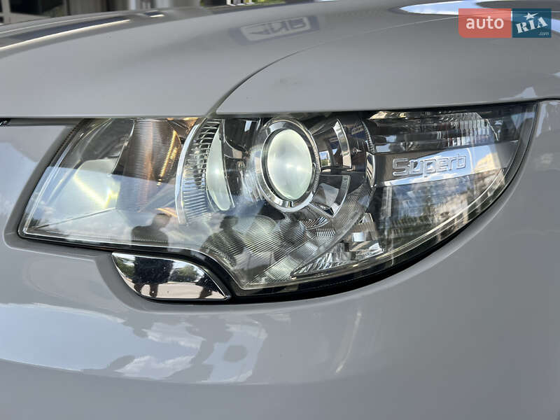 Универсал Skoda Superb 2012 в Николаеве