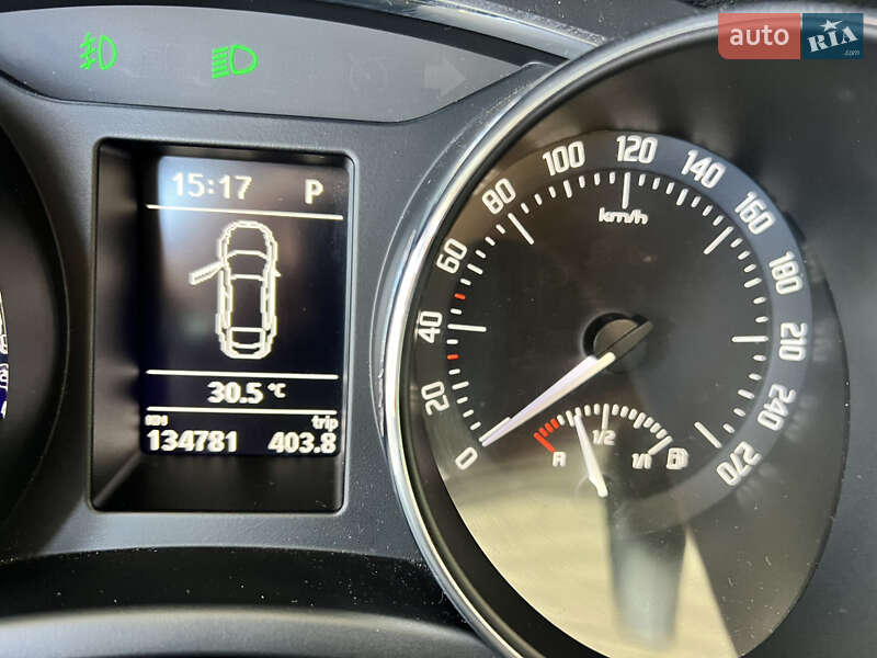 Универсал Skoda Superb 2012 в Николаеве